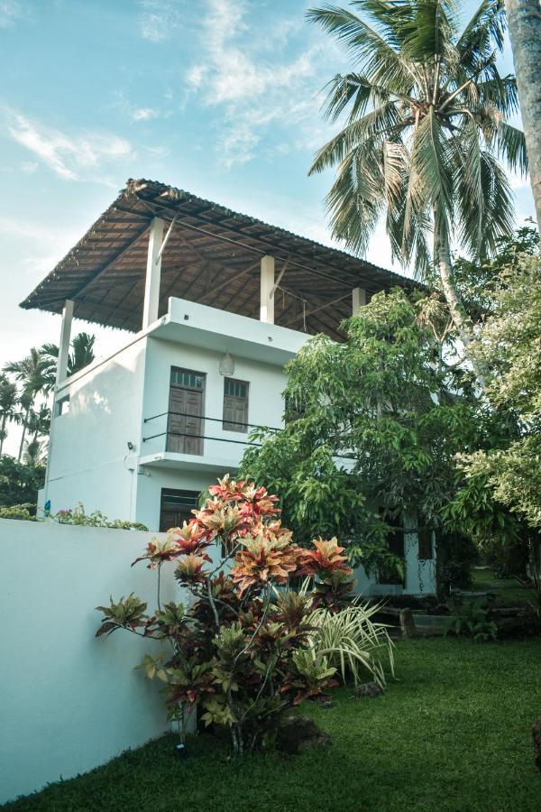 Casa Gitano Hotell Ahangama Exteriör bild